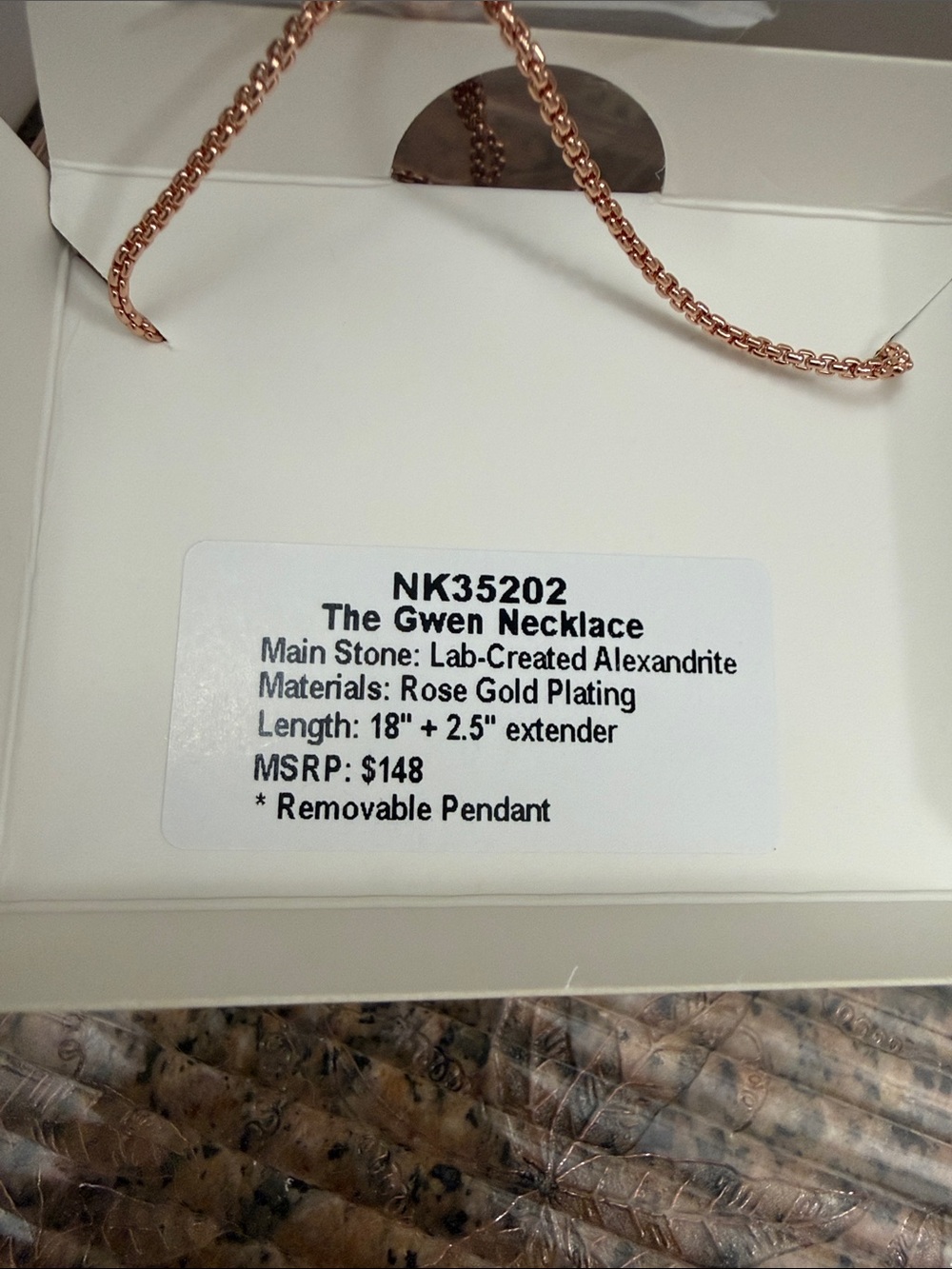 Bomb Party June 2026 Heart “the Gwen” necklace in Rose Gold Plating - Picture 4 of 5